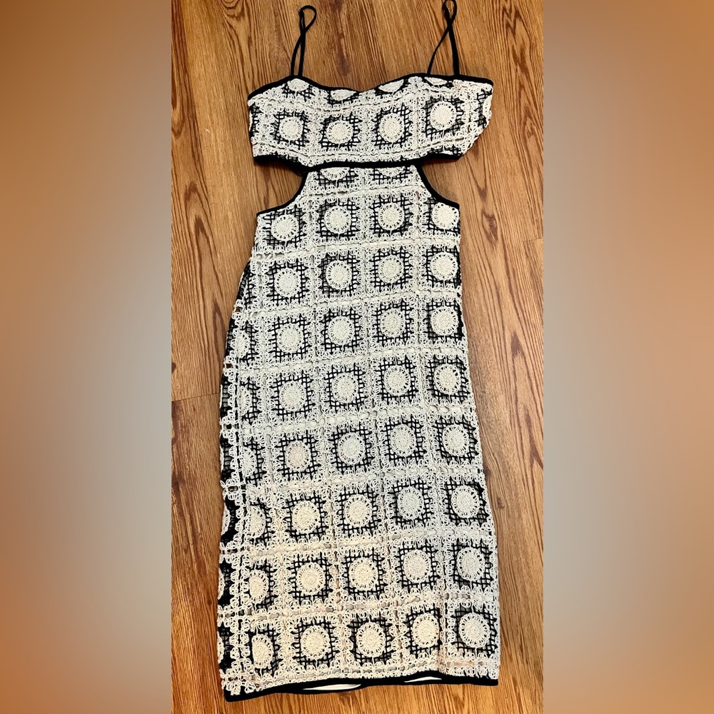 Elegant Black and White Patterned Dress
